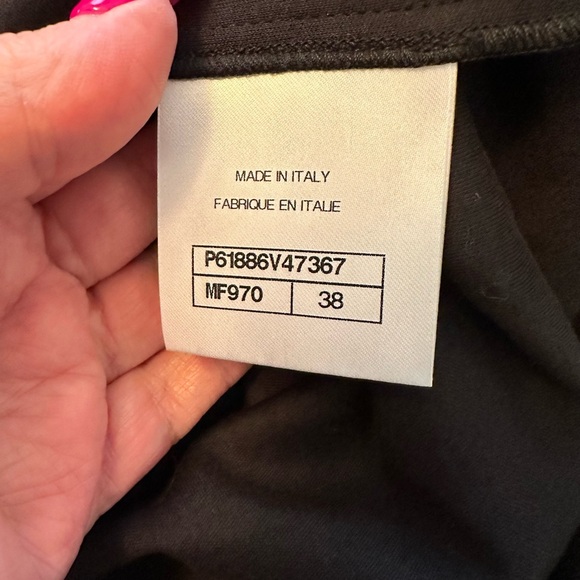 Chanel black top. New and in excellent condition. Size 38. - Picture 5 of 5